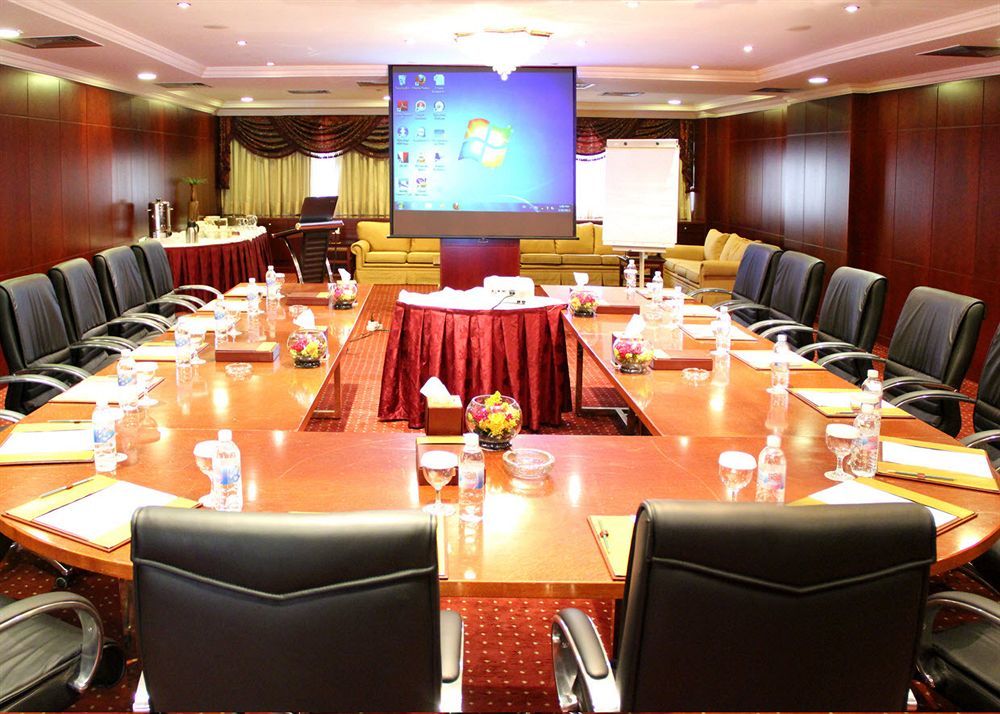 Отель Al Shohada By Palm Rich Makkah Мекка Экстерьер фото Meeting room
